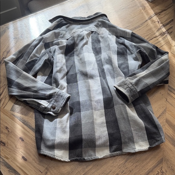 Oversized Flannel - Picture 3 of 3